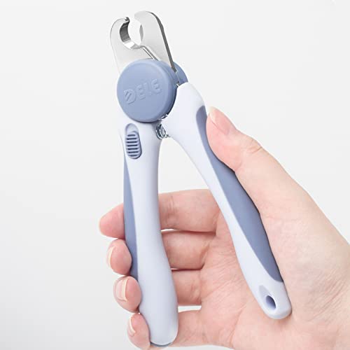 Professional dog nail clippers and cat trimmers with protective cover and safety lock, medium and large varieties, and a straight comb in blue