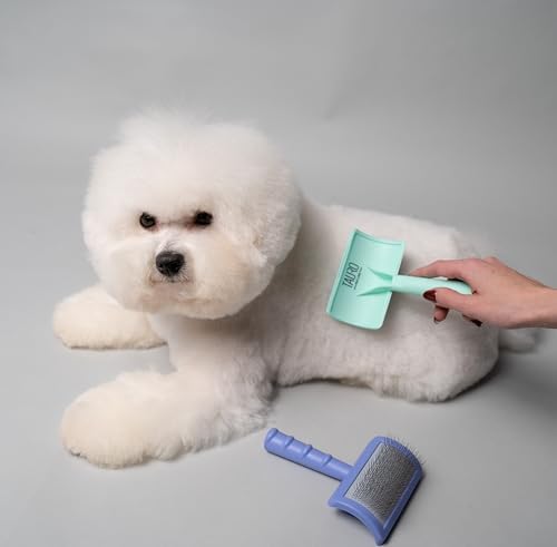 Dog Brush for Shedding Long and Short Hair, Plastic Soft Slicker for Grooming Haired Dogs and Cats, Flexible Cushion and Non-Slip Grip, Rectangular, 4,13 x 6,29 inch, Purple - PawsPlanet Australia