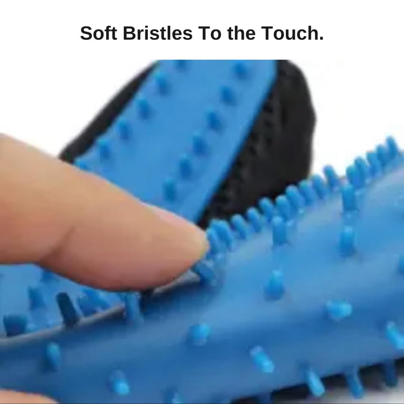 Pet Grooming Glove for Simple Easy Mess-Free Grooming, Grooming Mitt For Dogs, Cats, Rabbits, Horses, Long/Short/Curly/Straight Hair, Pet Hair Gloves For Pet Hair Removal, Easy Clean up - PawsPlanet Australia