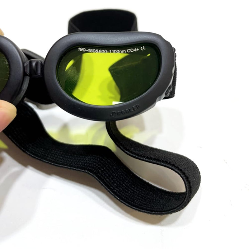 Pet Laser Protective Glasses Safety Goggles 1064nm Infrared Band Goggles for Little Dog Cat Squirrel Anti Glare Sunglasses UV400 (Suitable for Pets 1.5kg-3kg)
