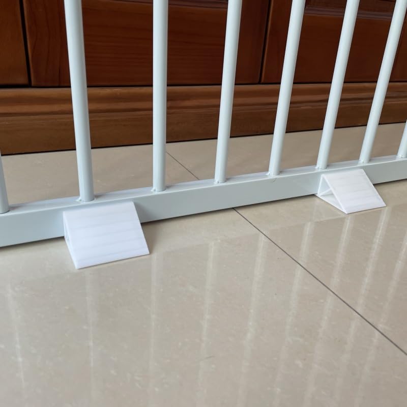 6-Piece Pet Gate Isolation Fence Support Feet, Plastic Triangle Reinforcement Fitting, Suitable for Configuration of Wooden Dog gate, Dog Fence (White) - PawsPlanet Australia