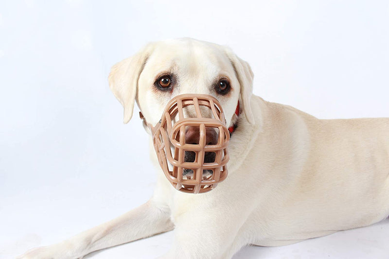 Safe BASKERVILLE ANTI SCAVENGE MUZZLE, Size 8, Dog can Pant and Drink, Prevents Biting and Food Waste Scavenging, Ideal for Longer Nosed Dogs, Breathable Dog Training Muzzle for Medium & Large Dogs - PawsPlanet Australia