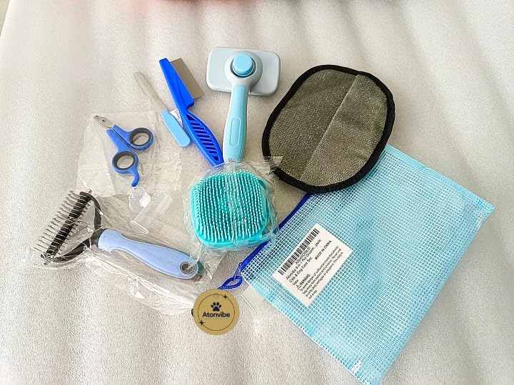 9-in-1 Pet Grooming Kit, Self-Cleaning Slicker Brush, Deshedding Rake, Lint Remover, Nail Clipper & More, Complete Cats & Dog Care Set. - PawsPlanet Australia