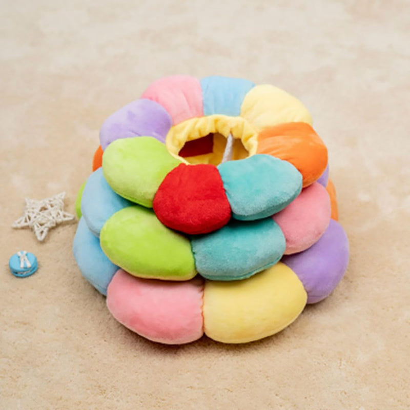 TEHAUX Scratch-resistant pet collar, sunflower shape, made of PP cotton material. Lightweight and easy to put on, for recovery time and pet encounters.