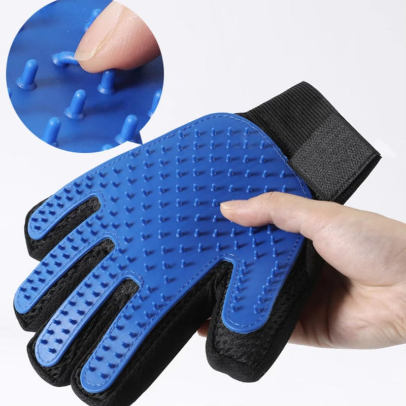Dog Grooming Gloves for Shedding, Pet Grooming Gloves for Dogs and Cats, Deshedding Brush Glove for Pets, Hands On Glove for Grooming Dogs with Soft Silicone Tips for Effective Hair Removal - PawsPlanet Australia