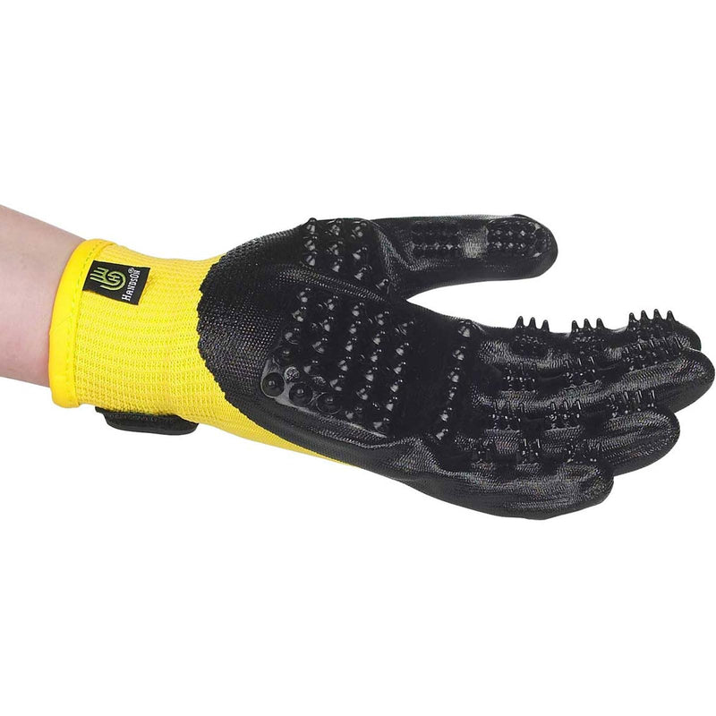 Pyranha Rub & Scrub Grooming Gloves | Multipurpose Shedding & Bathing Tool with Scrubbing Nodules | Removes Hair, Cleans Coat & Massages Muscles | Use Wet or Dry Medium
