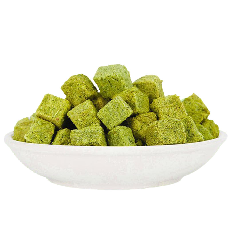 50g cat grass treats to help remove hairballs. Say goodbye to hairballs. Functional. Improve your teeth's dental health. Snacks