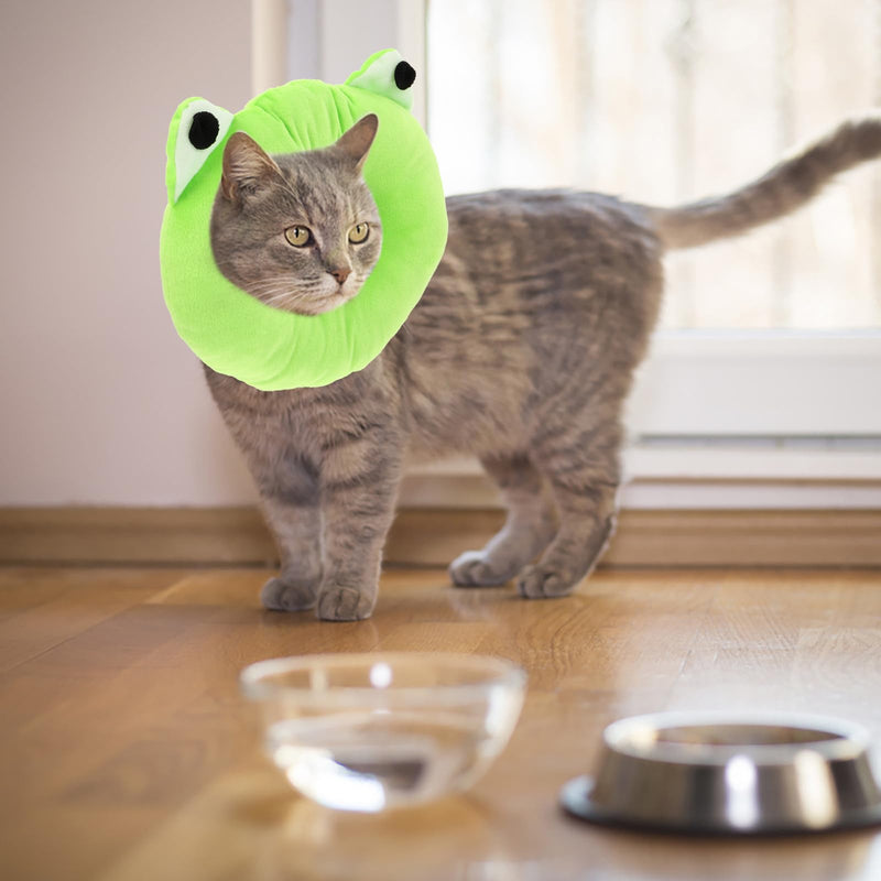 Surgical collar for cats, soft nylon with cute cartoon design. Prevents scratching and licking during recovery time after surgery, up to 12kg.