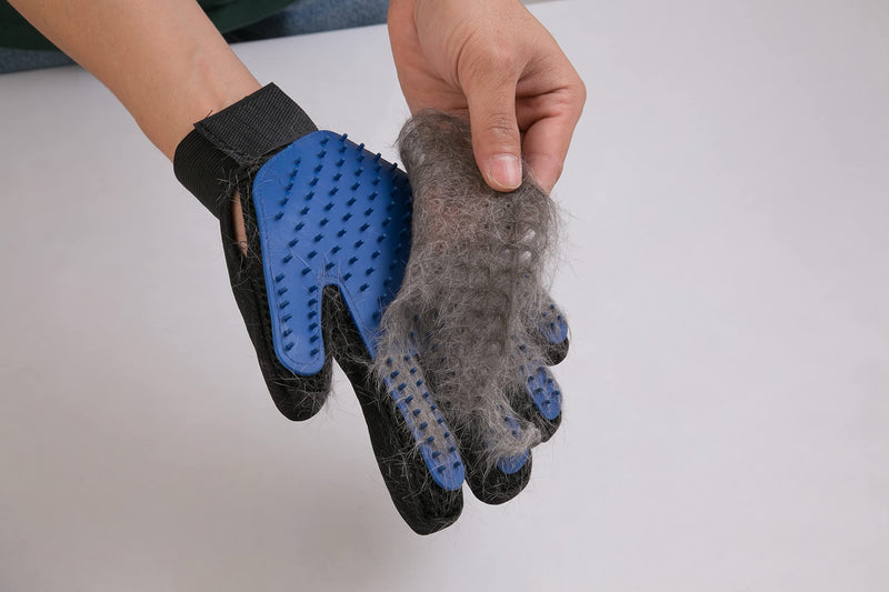 PAIR of Low-Cost Pet Grooming Gloves - Superior Care for Your Furry Friends. Ideal for Grooming, Deshedding, Bathing & Massaging Your Dogs & Cats with Long/Short/Curly Fur - Blue - PawsPlanet Australia