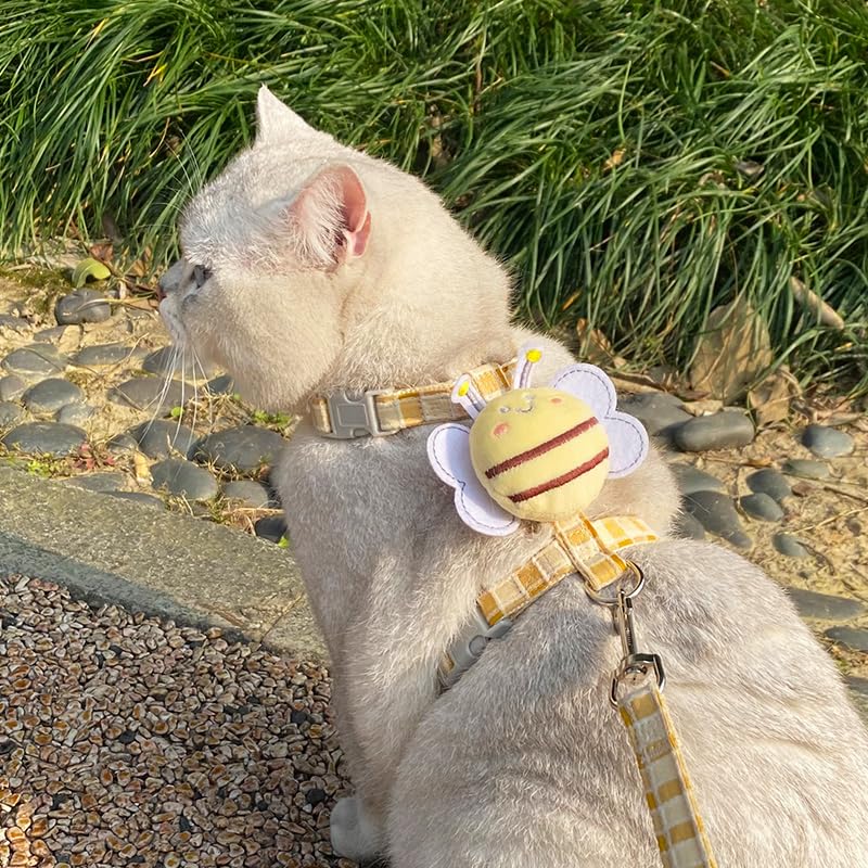Cat Harness & Leash Set, Cats Escape Proof - Adjustable Kitten Harness for Large Small Cats, Cute Bee Plaid Lightweight Soft Petsafe Harness (Yellow Plaid Bee, M (for 7.0-16.5lb)) M (for 7.0-16.5lb) Yellow Plaid Bee - PawsPlanet Australia