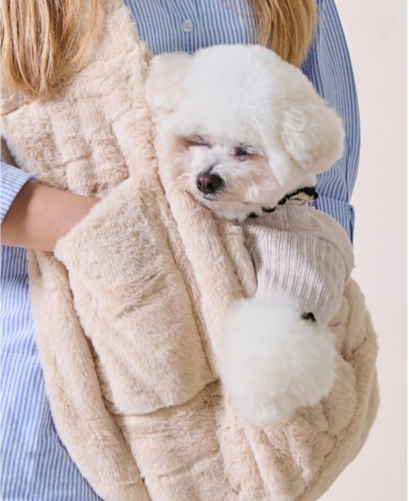 Warm Plush Small Dog Sling Cat Carrier Hand-Free Pet Sling Pet Puppy Travel Bag Cat Carrier Shoulder Bag Outdoor Travel Puppy Bags for Daily Walk Travel Outdoor Beige