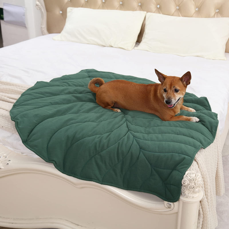 56x42 Inch Leaf Shaped Cotton Dog Blanket, Extra Large Pet Blanket for Small Medium Large Dogs, Machine Washable Puppy Mat for Couch Protection, Soft Plush Dog Bed for Furniture, Sofa, Floor Green - PawsPlanet Australia
