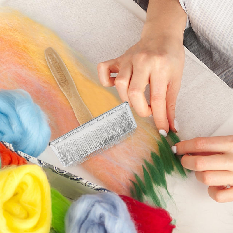Versatile Wool Comb with Ergonomic Bamboo Handle, Quick Felting and Carding for Wool, Pet Care, Suitable for Craft Projects and Animal Fur Care