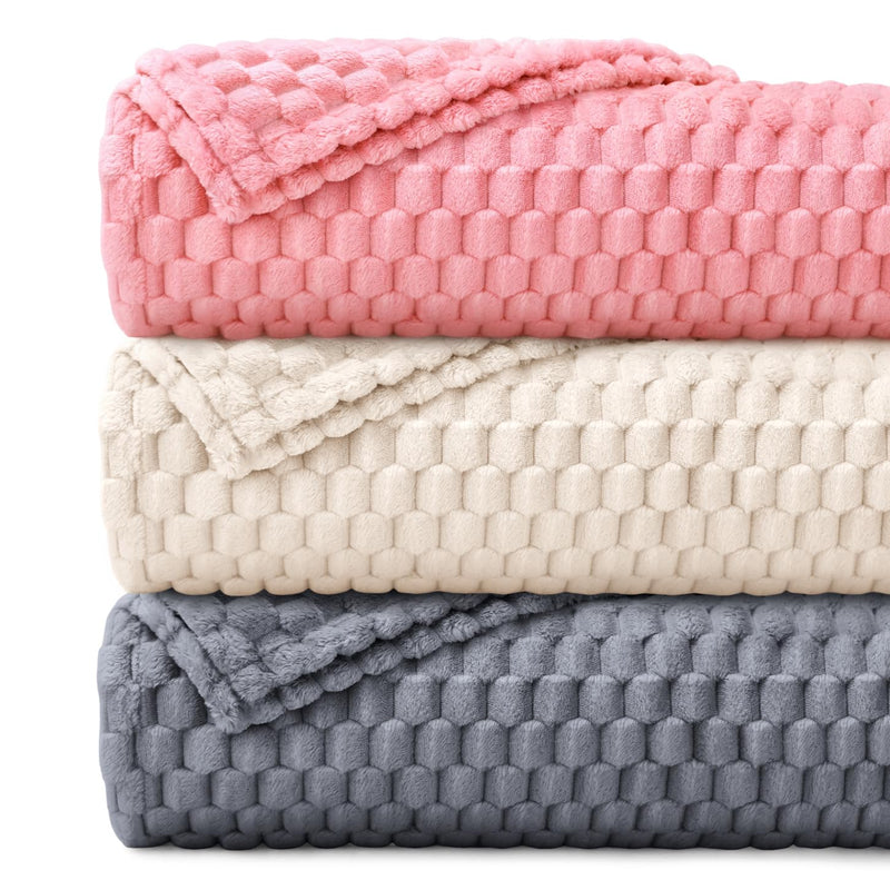 Luciphia 300GSM Fleece Dog Blanket for Small Medium Large Dogs 3D Jacquard 1 Pack 3 Flannel Puppy Cat Pet Throw Blankets Soft Washable Decorative Furniture Protect Pcs3-Grey/White/Pink, L(41''x31'') L(41''x31'') - PawsPlanet Australia