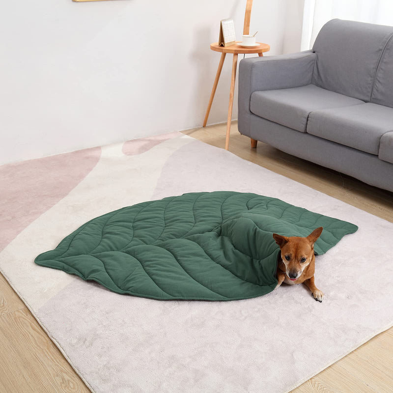 56x42 Inch Leaf Shaped Cotton Dog Blanket, Extra Large Pet Blanket for Small Medium Large Dogs, Machine Washable Puppy Mat for Couch Protection, Soft Plush Dog Bed for Furniture, Sofa, Floor Green - PawsPlanet Australia