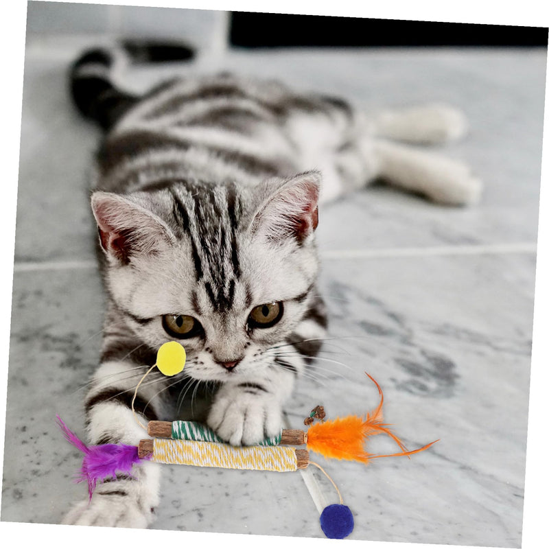 minkissy 2 pcs Silvervine Cat Toy Stick made of Actinidia Polygama Chew Toy for Teething Cats for Indoor Cats for Dental Cleaning and Entertainment