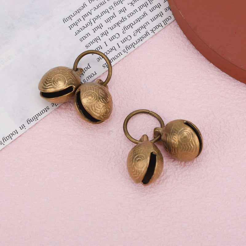 2pcs Extra Loud Copper Dog Bells, Collar Brass Pet Bells Vintage Copper Collar Charms Pendant Pets Pendant Accessories for Little Dogs & Cats - PawsPlanet Australia
