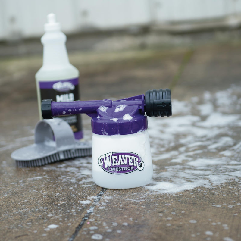 Weaver Livestock Mini Foamer for Cleaning Horses, Goats, Sheep, Swine or Dogs Includes Container with lid and Spray Nozzle with Easy On/Off - PawsPlanet Australia
