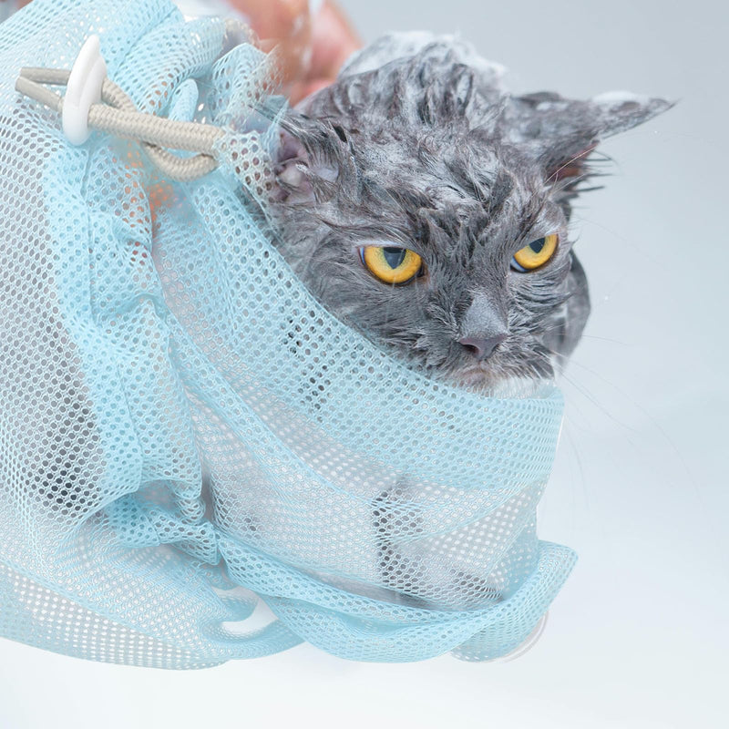UKCOCO Blue cat bathing bag made of polyester mesh, bite and scratch resistant, for bathing and grooming your cat at home. Random color.
