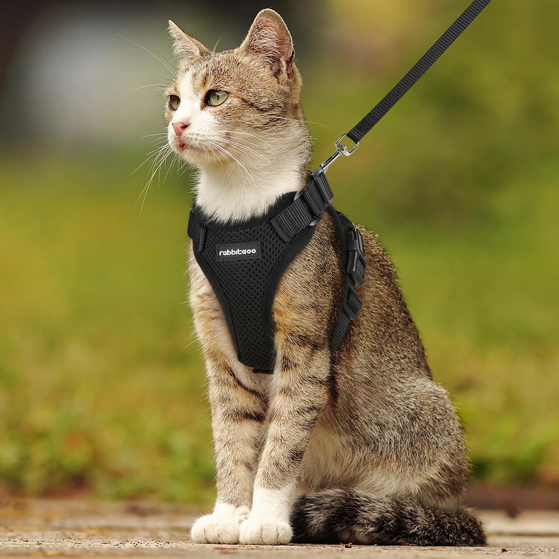 rabbitgoo Cat Harness and Leash for Walking, Escape Proof Soft Adjustable Vest Harnesses for Cats, Easy Control Breathable Reflective Strips Jacket, Black, M - PawsPlanet Australia