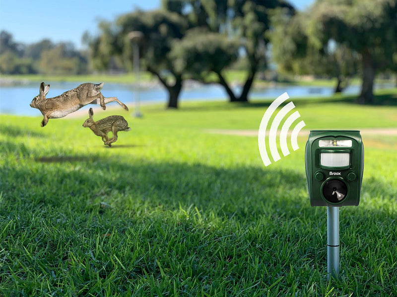 Broox 2026 Upgraded Solar Animal Repellent, Cat Repellent Outdoor, Squirrel Repellent, Deer Repellent, Ultrasonic pest Repeller, Waterproof IP 65, Motion Detection, Dog, Raccoon, Skunk, Rabbit, Rodent - PawsPlanet Australia