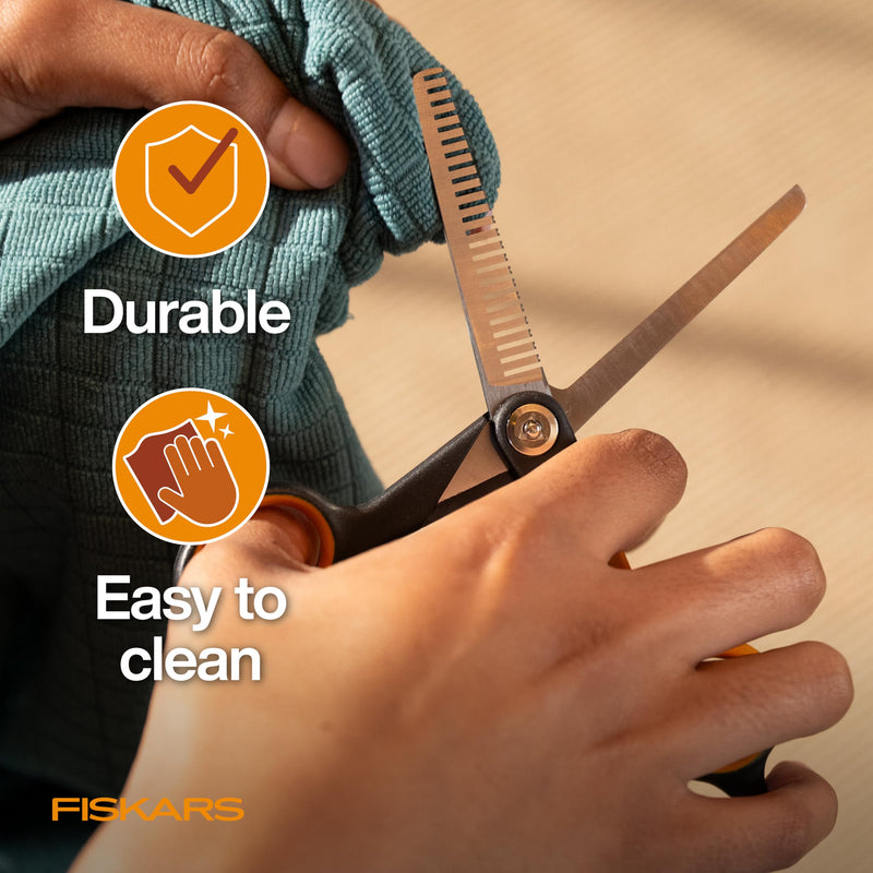 Fiskars Pet Blending Scissors, Durable Precise Blending Scissors, Serrated Teeth and 5-Point SoftGrip™ Handle, 6.5" - PawsPlanet Australia