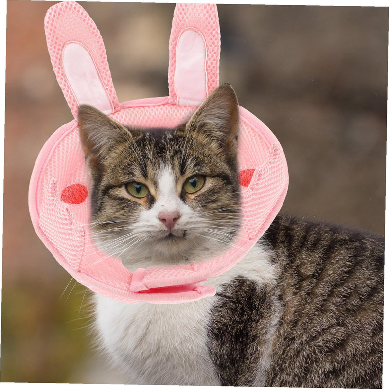 Breathable bunny ear protective collar made of polyester for cats to aid wound healing. Adjustable cone collar for cats. Prevents licking and biting during the recovery phase.