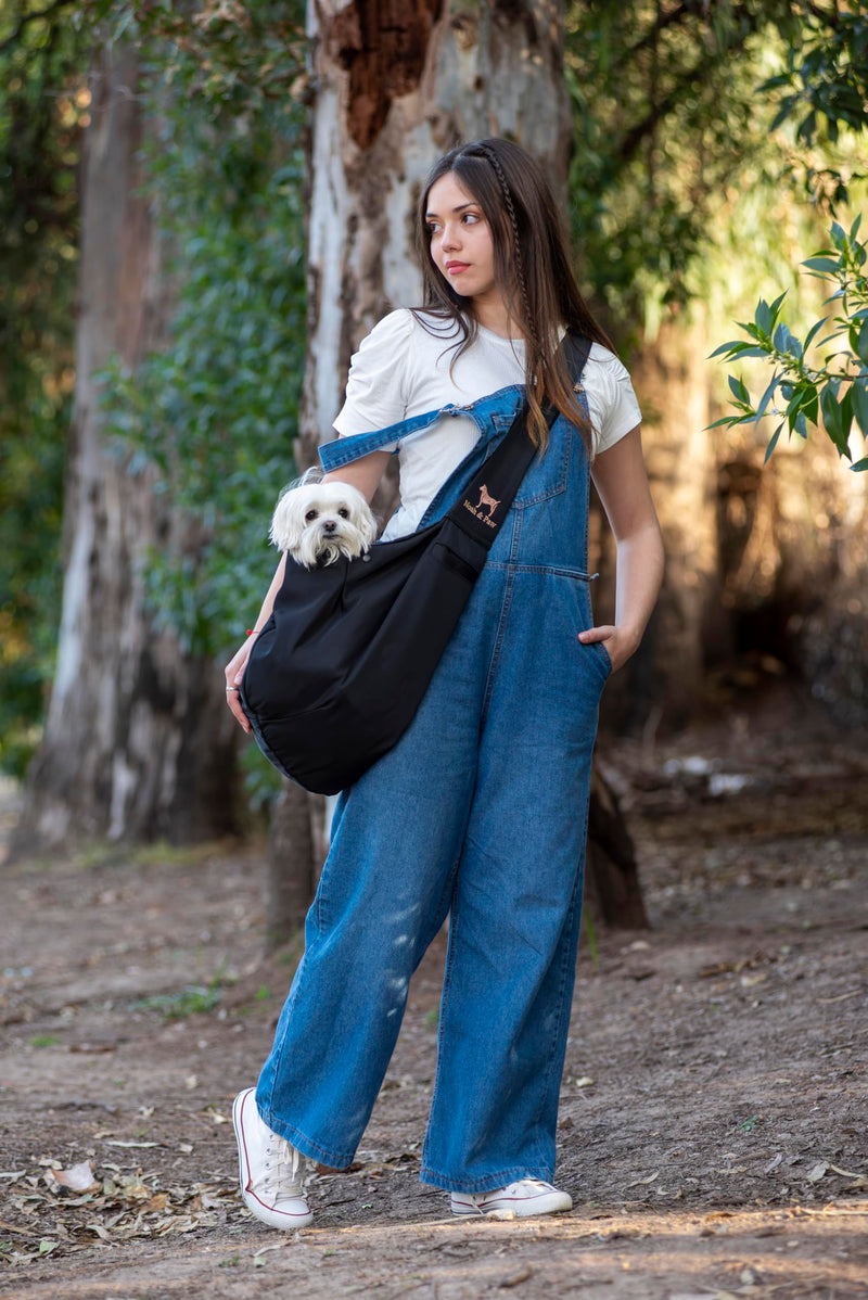 Noah & Paw Dog Sling Carrier for Small Dogs 5-18lb, Dog Sling for Small Dogs and Cats, Dog Carrier with Adjustable Padded Strap, Premium Twill, Lined with Fur, Double Safety Feature, Machine Washable Black 18.0"L x 10.0"W x 6.5"H - PawsPlanet Australia