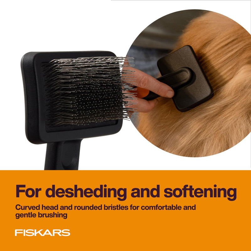 Fiskars Pet, Cat and Dog Brush, Fine Bristles & SoftGrip Handle for Gentle Grooming and Deshedding, Cat and Dog Supplies, Orange/Black Slicker Brush - PawsPlanet Australia
