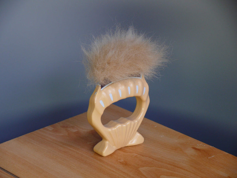 Philocomb E2 Hard (in English package), a gentle, flexible grooming comb for dog.., - PawsPlanet Australia