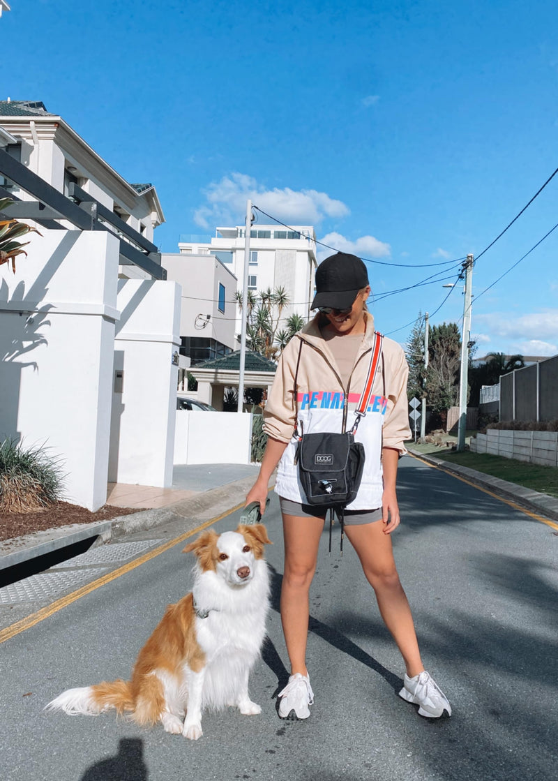 DOOG - Shoulder Bag - Black (SB04), Medium