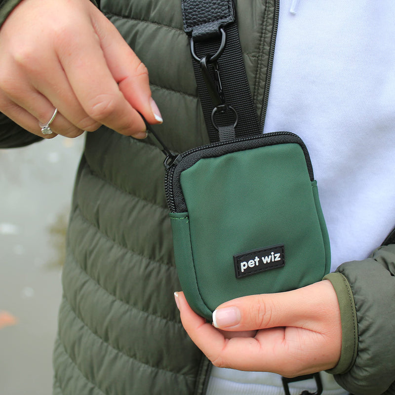 pet wiz Dog Walking Bag with Detachable and Adjustable Strap & Matching Treat Pouch (Green) - PawsPlanet Australia