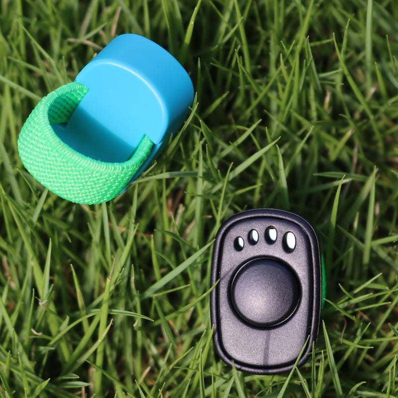 Pet Clicker for Dogs/Cats/Horses/Birds or Other Animals - Mini Finger Clickers for Training (Finger clickers Black+Blue) - PawsPlanet Australia