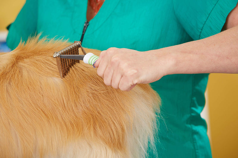 Andis 66050 De-Matting Rake with 10 Blades - Grooming Brush with Safety Edges & Promotes Healthy Skin & Coat - Non-Slip Handle, De-Shedding & Perfect for Long-Haired Breeds, Green, 7.5", 1 Pack - PawsPlanet Australia