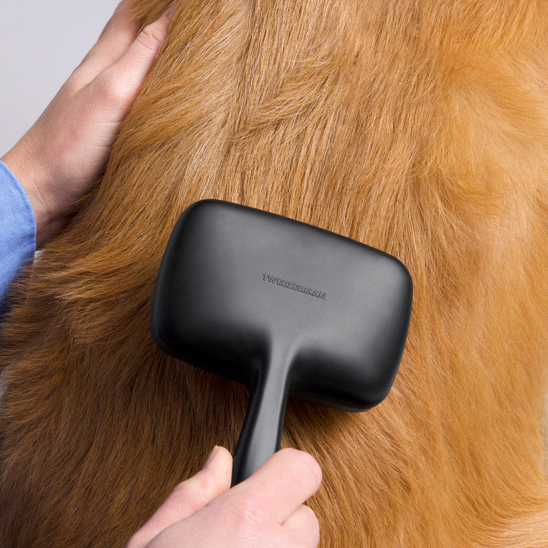 Tweezerman Dog and Cat Slicker Brush for Pets, Grooming Brush with Coated Bristles to Prevent Scratching and Ergonomic Handle Large