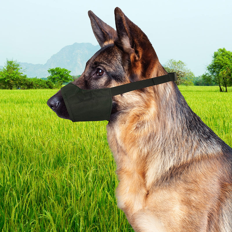 Four Paws Walk-About Quick-Fit Dog Muzzle 3 - Medium 3-Medium - PawsPlanet Australia
