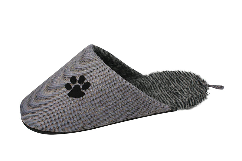 Pet Life 'Slip-On' Slipper Designer Shoe Pet Bed - Cat Bed or Dog Bed with Inner Faux-Fur Lining Along Pet Mat and Interior Grey One Size - PawsPlanet Australia