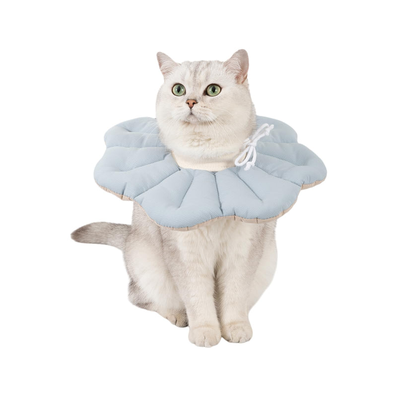 Elizabethan Pet Collar, Flower Shape, Soft Collars for Cats and Dogs, Adjustable Anti-Lick Recovery Collars with Two-Tone Color, Waterproof for Surgery, Blue Medium