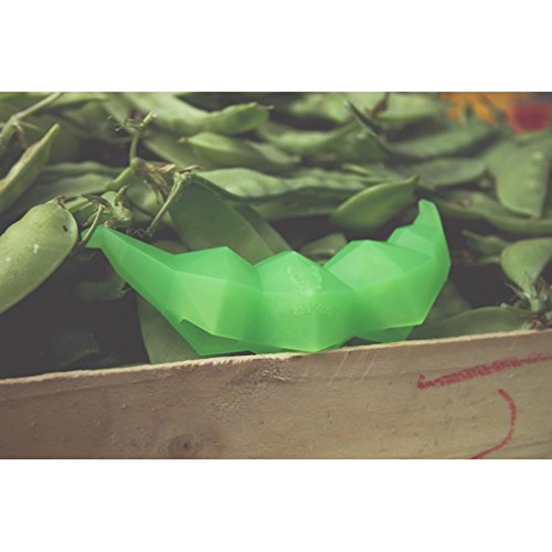 Zee.Dog The Giant Green Bean Dog Toy - PawsPlanet Australia