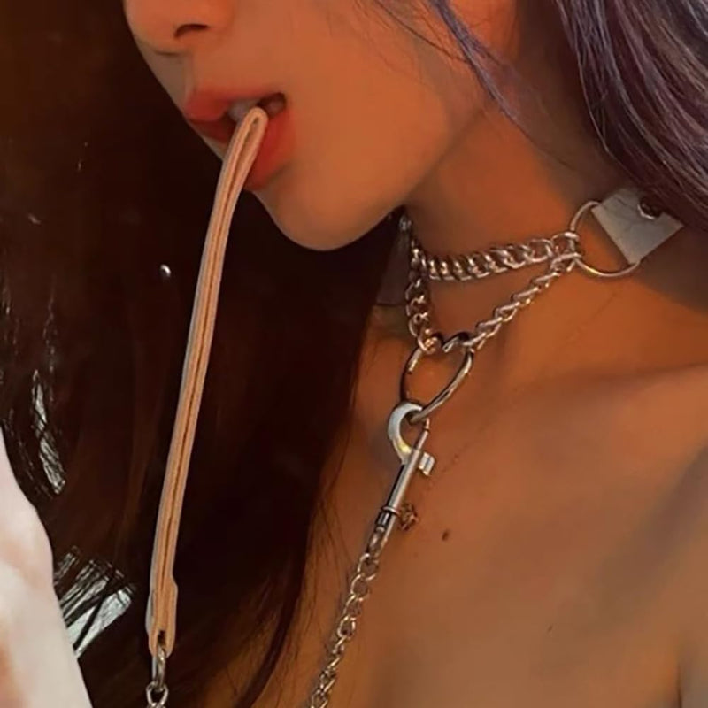 UUYYEO PU Leather Sexy Leash Choker Leash Couple Cosplay Leash Goth Punk Leash Small Pet Chain Leash for Small Dogs Pink - PawsPlanet Australia