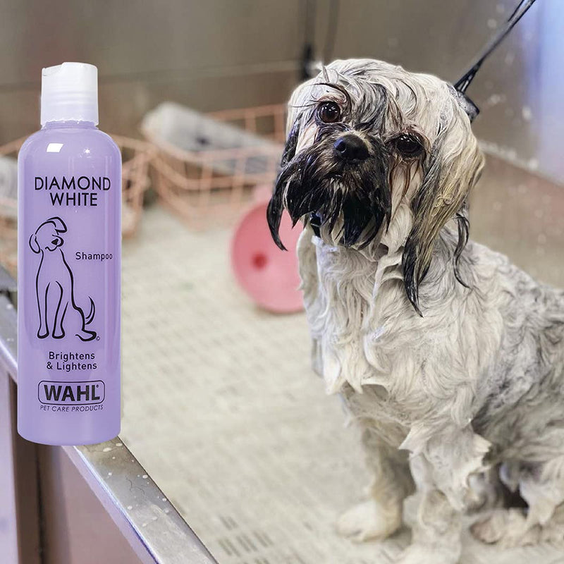 Wahl Diamond White Shampoo, Dog Shampoo, Shampoo for Pets, Natural Pet Friendly Formula, For White and Light Pet Coats, Ready-to-Use, Remove Dirt and Stains, Twin Pack - PawsPlanet Australia