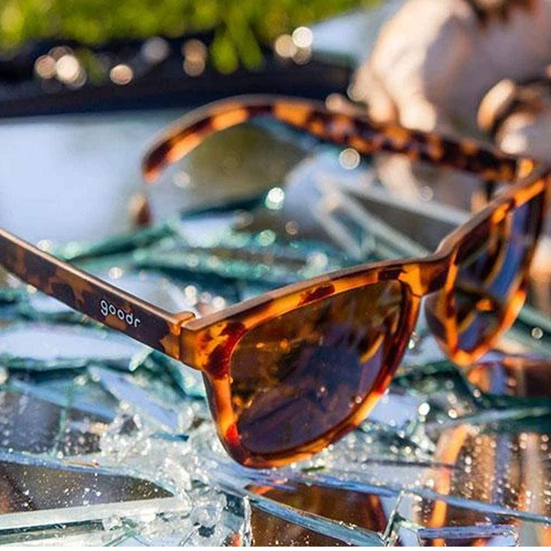 Goodr Non-Reflection Perfection-Bosleys Basset Hound Dreams Sunglasses, Multicoloured, One Size - PawsPlanet Australia