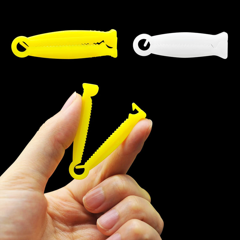 JJWNMLL 12 Pcs Umbilical Cord Clip Disposable Plastic Pig Umbilical Navel Cord Clamp for Pet Animals Piglet Lamb Goat Puppy Kitten Farm Ranch Whelping Kit - PawsPlanet Australia