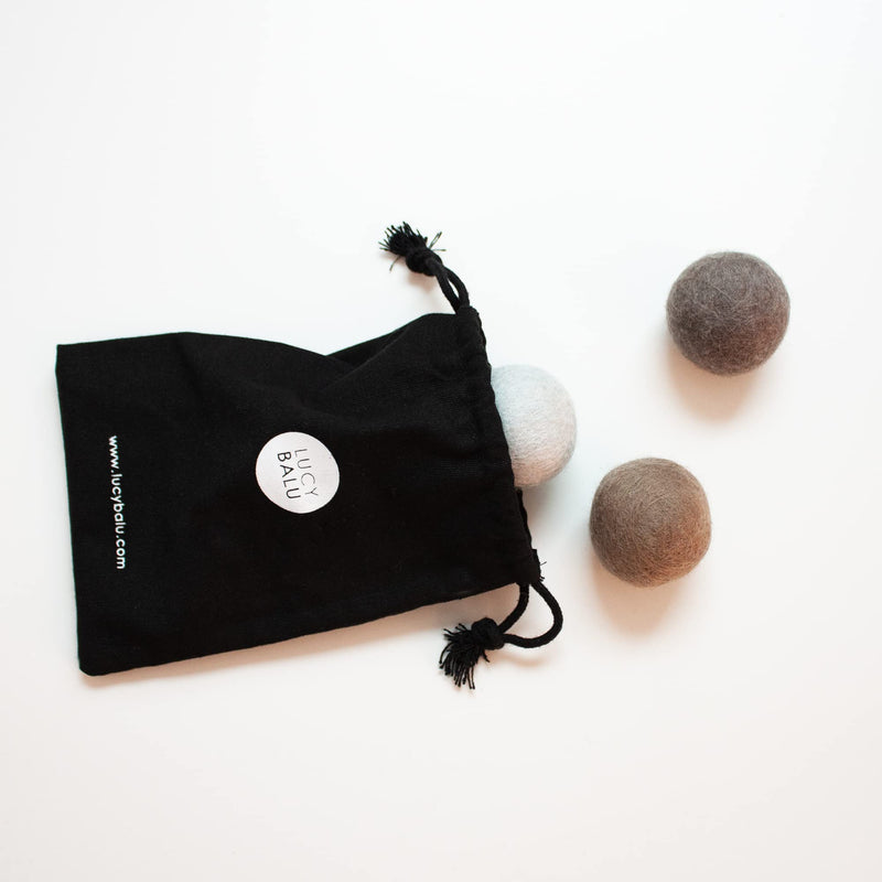 LucyBalu® felt balls with bells for cats | Cat toys | Felt cat balls | Cat toys made of wool | Natural toys for cats | Play balls for cats with bell | 3 pieces - PawsPlanet Australia
