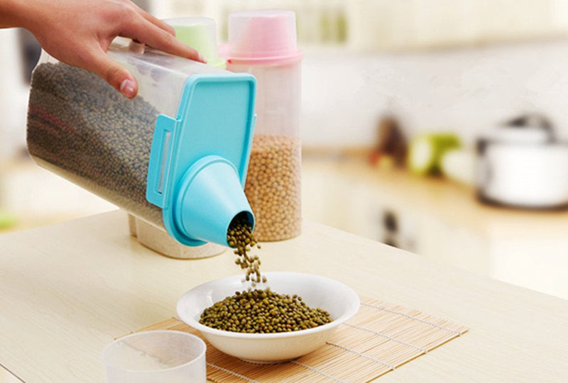 [Australia] - Pet Food Storage Container with Measuring Cup, Pour Spout and Seal Buckles Food Dispenser for Dogs Cats Blue 