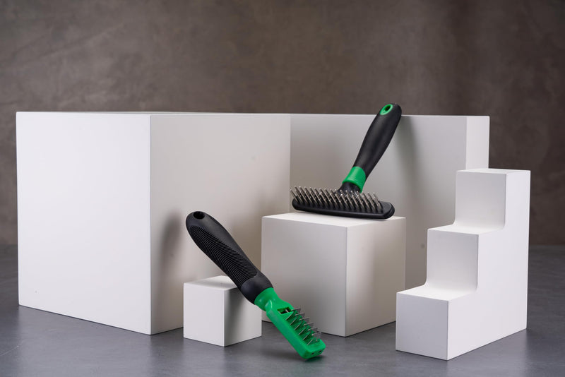 FinoPet set of 2 with different de-matting brushes as dog brushes/cat brushes, long-hair short-hair undercoat brushes, pet hair remover, dog accessory set or cat accessory set cat and dog set of 2 de-matting brush and de-matting curry comb - PawsPlanet Australia