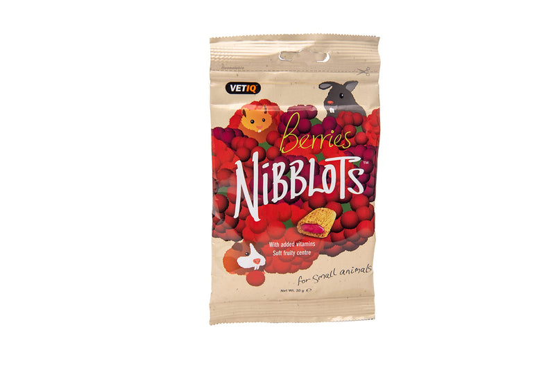 VetIQ Berry Nibblots, 4x 30g, Tasty Hamster Treats with Real Fruit For Your Guinea Pig/s or Hamster/s, Guinea Pig Treats with Added Vitamins, Pet Remedy For Skin & Coat - PawsPlanet Australia