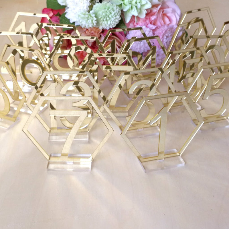 Velidy Table Numbers,1-20Wedding Acrylic Standing Table Numbers with Holder Base for Wedding, Party, Events or Catering Decoration (Gold) Gold - PawsPlanet Australia