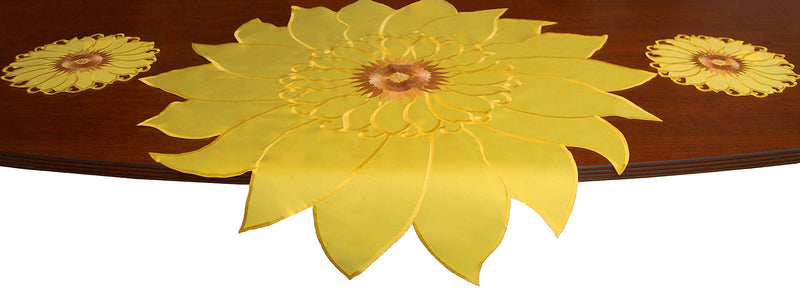 EcoSol Designs Sunflower Table Topper Centerpiece (33" x 33", Yellow) 33x33 - PawsPlanet Australia