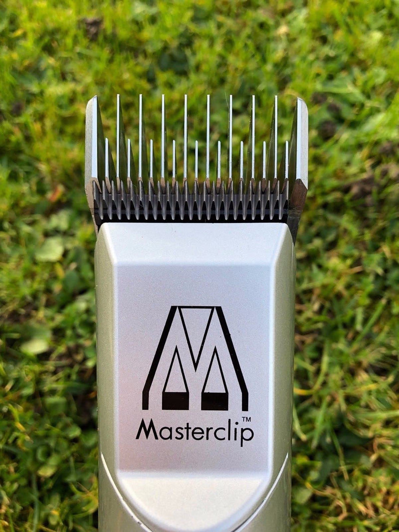 Masterclip Dog Clipping Blade A5 Clipper Blades 50F 40F 30F 15F 10F 9F 7F 7 5F 5# 4F 4# 3F 3# 2F 2# 5/8N toe blade compatible, Oster and Andis (2#) - PawsPlanet Australia